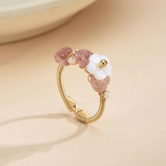 Anillo Strawberry Flower